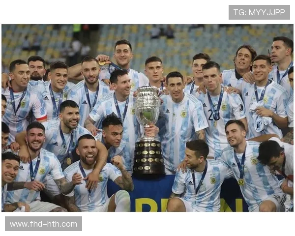 意甲名人堂新增候选人公布，传奇前锋入围